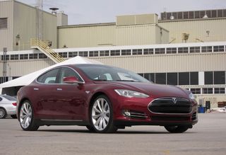 Электромобиль Tesla model S  шик и экологичность.