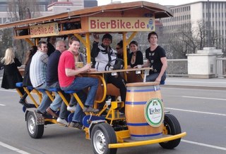 Пивомобиль (барная стойка на колесах) - мобильный пивной бар