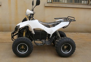 Электоквадроцикл E ATV-800R имеет "дальность хода" 30 км
